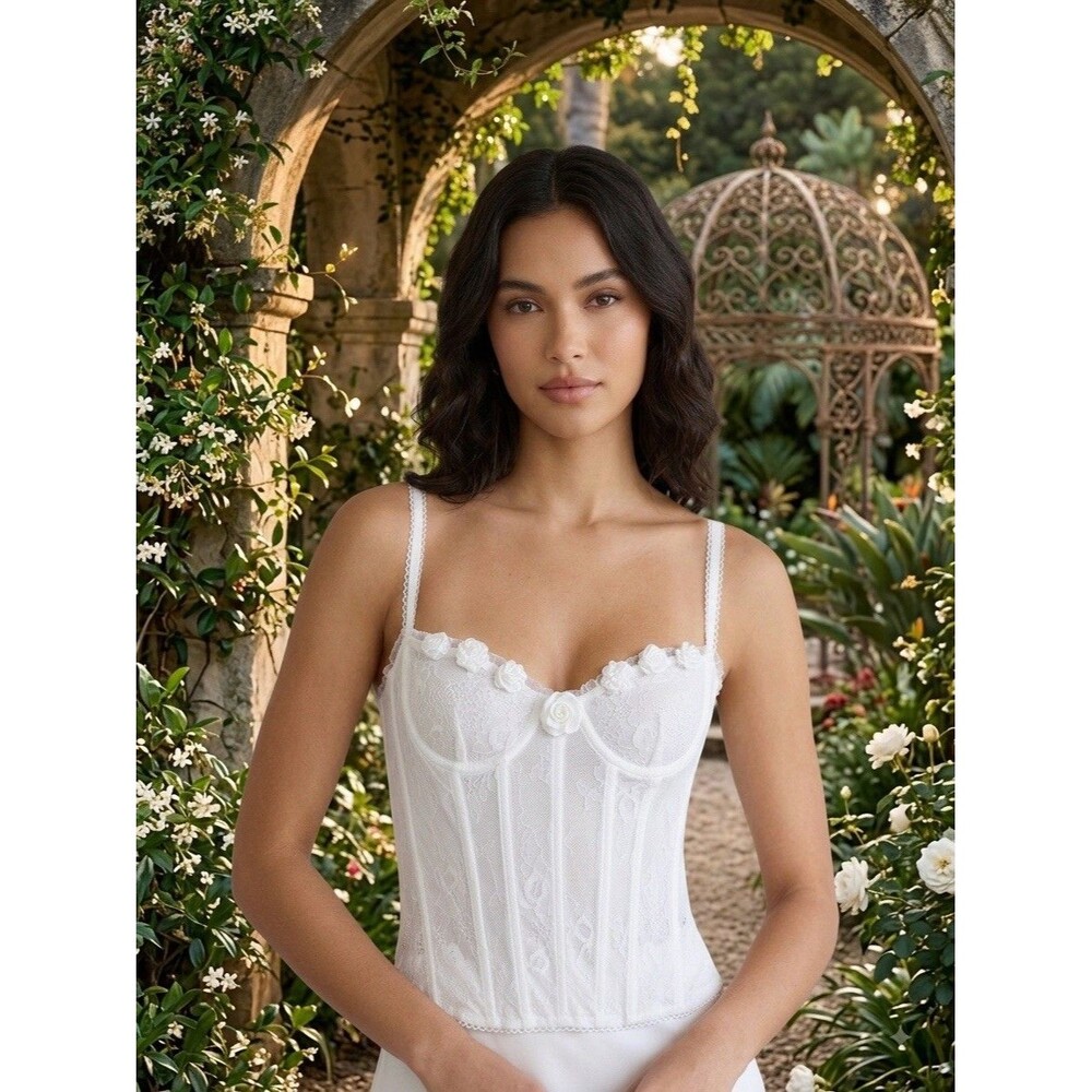 LaceMade  White Lace Rosette Boned Corset Top XL Bustier Coquette Bridgerton YK2